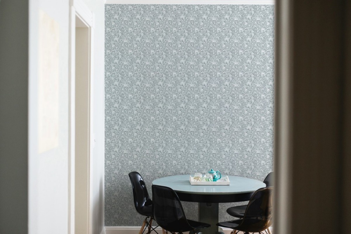 Picture of Louise Blue miniature - 1025401-03